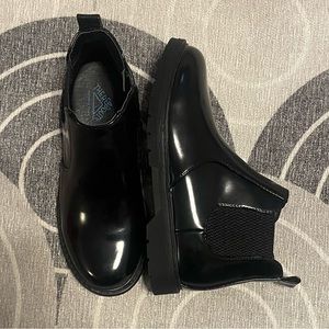 Big kid combat boots. Size 4.